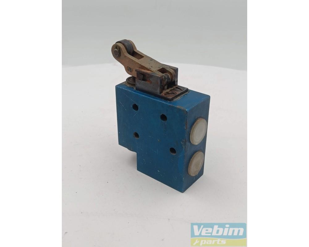 FESTO unidirectional flow control valve GRR-1/2 - 2