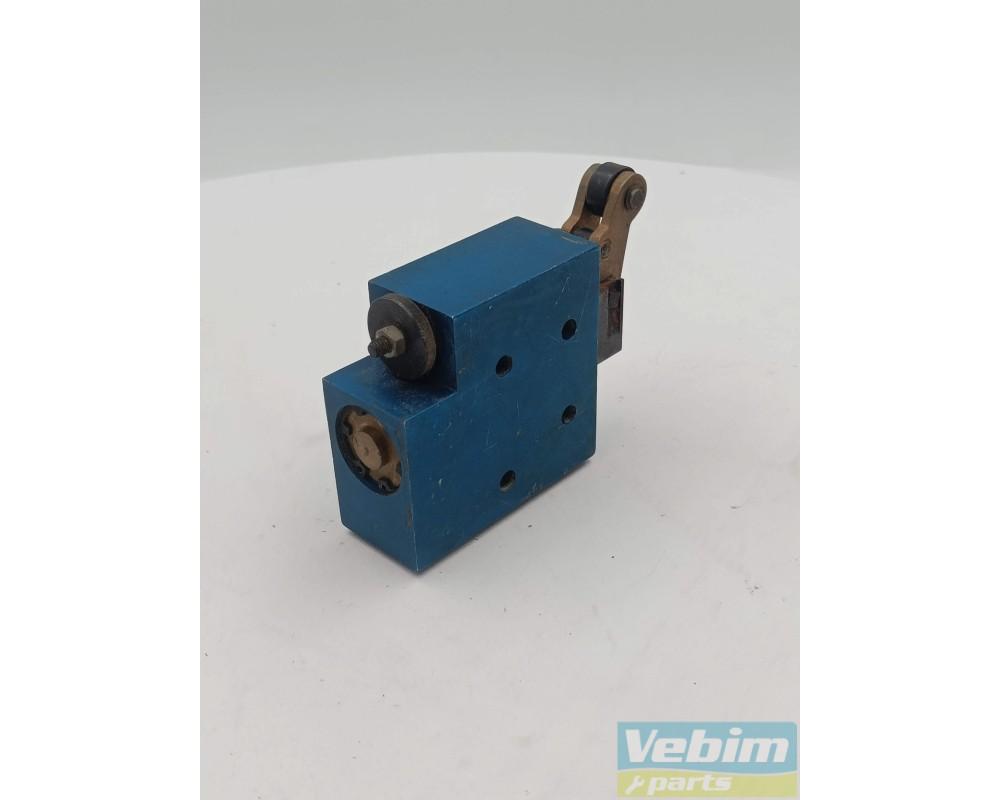 FESTO unidirectional flow control valve GRR-1/2 - 3