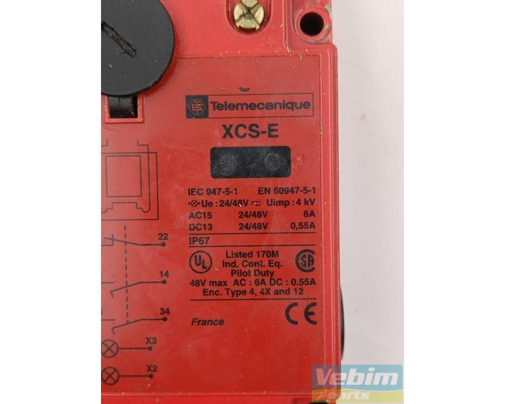Telemecanique XCS-E series solenoid interlock switch, including actuator, 24 V ac/dc - 2