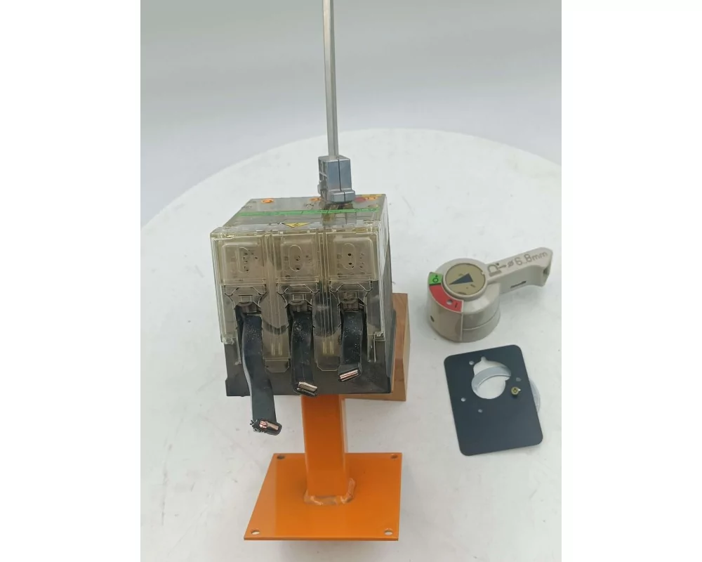 Klöckner Moeller Trennschalter 3-phasig 160 AMP 690 VAC - Ersatzteile